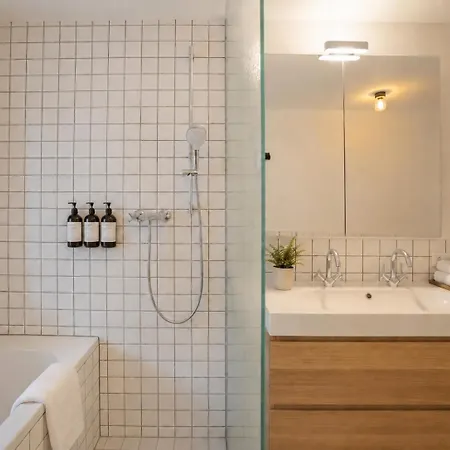 Privatunterkunft Zur Sense - Boutique Am Fluss *
